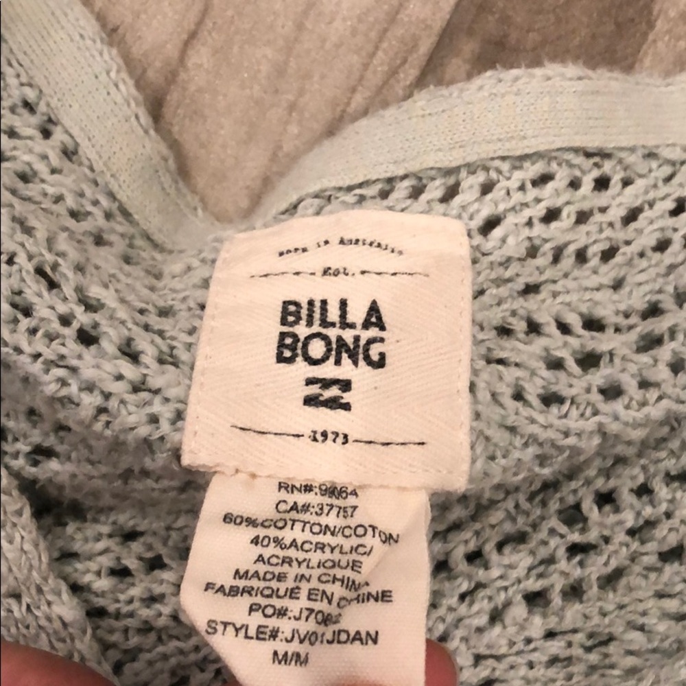 BILLABONG - Picture 2 of 3